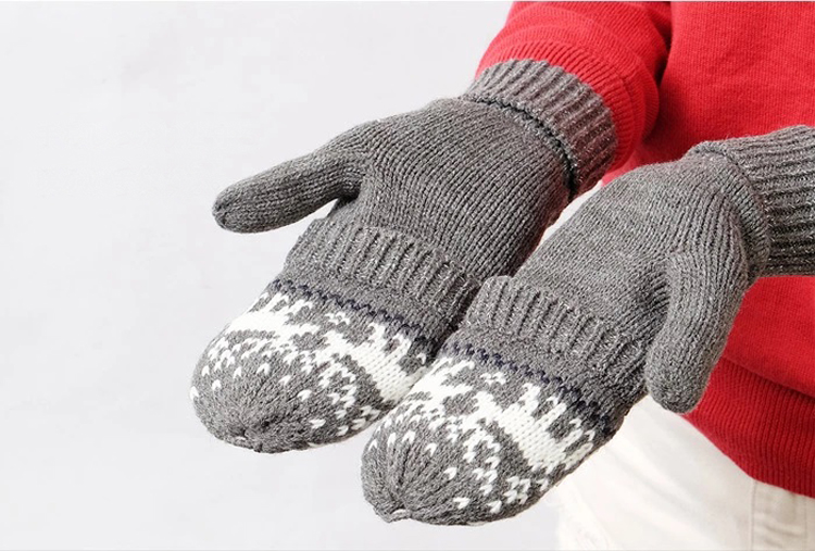 着用-手を広げた状態