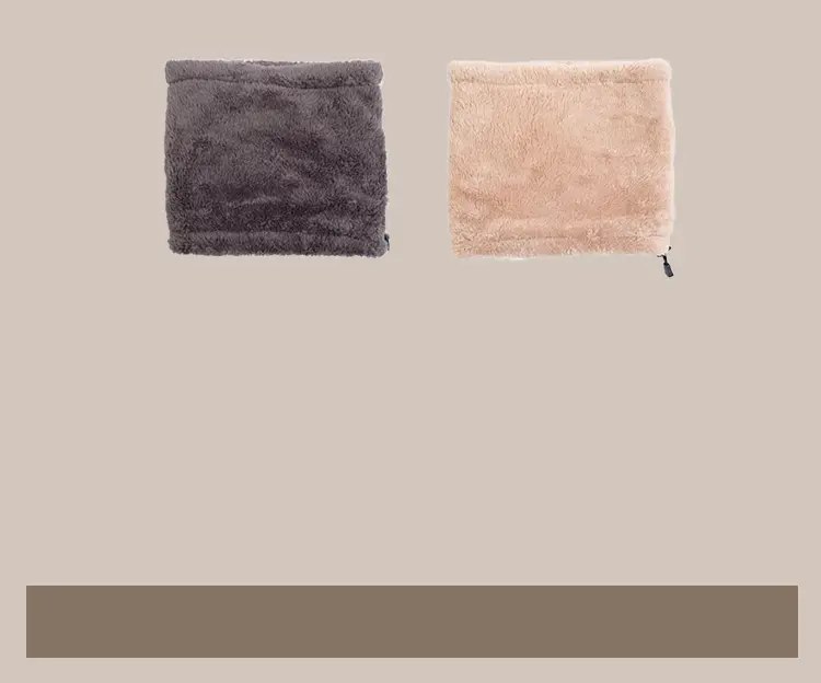 ドローコード付きネックウォーマーの紹介画像。フィット感を調整できるデザイン