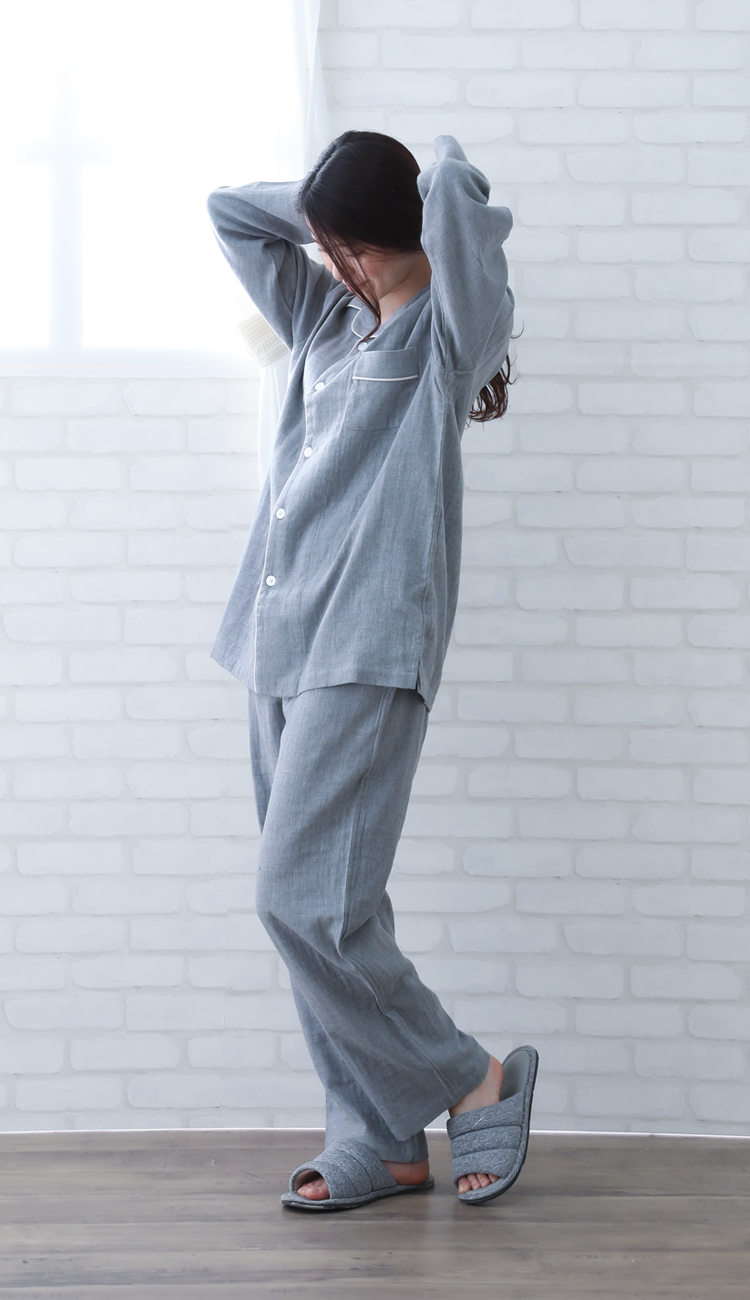 着用イメージ-髪を結ぶ