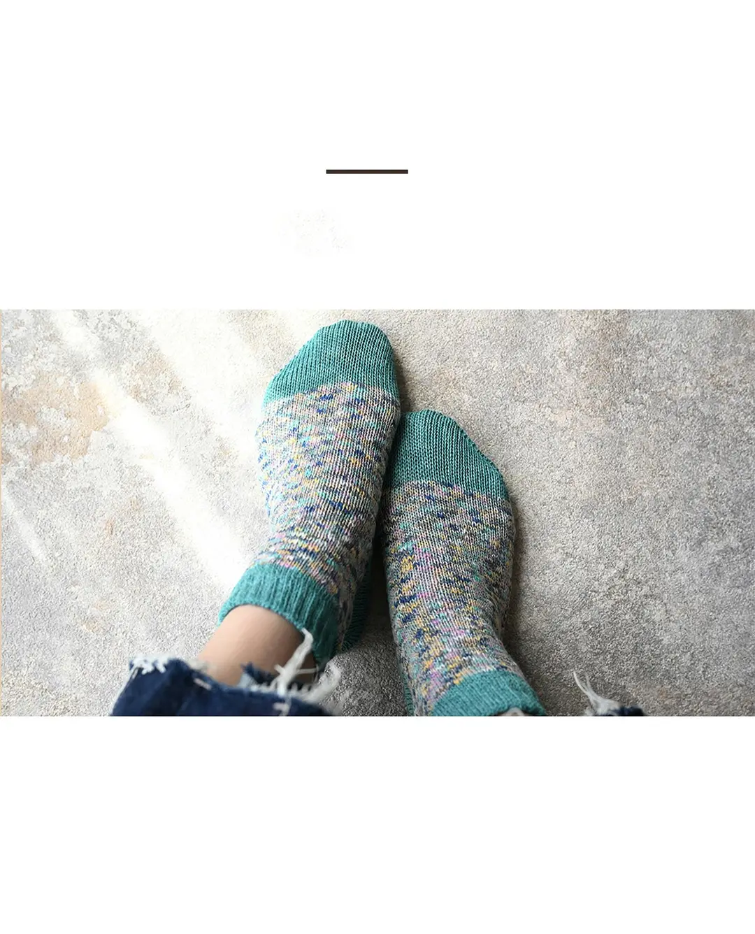 季節を問わず履きやすいリネンソックスの機能紹介。ムレに配慮したさらっとした履き心地のレディース靴下