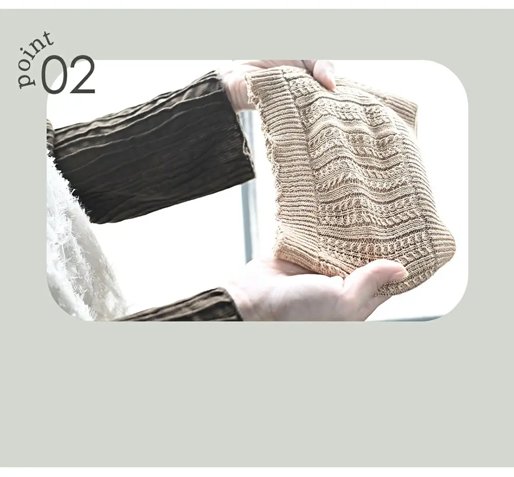 毎日使いやすいシルクネックウォーマーの商品イメージ。上質な生地でお手入れも簡単。