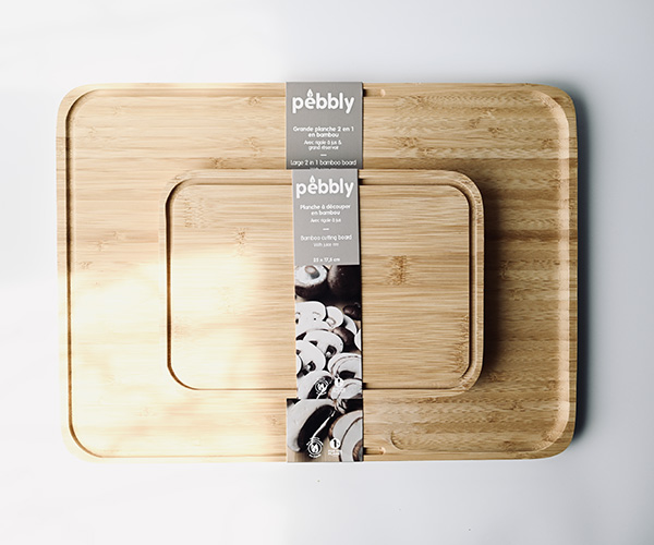 カッティングボード