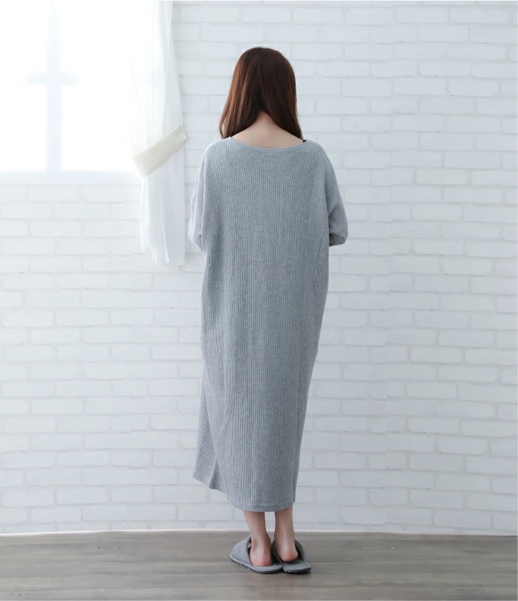 コットンリネンコクーンワンピース　背面