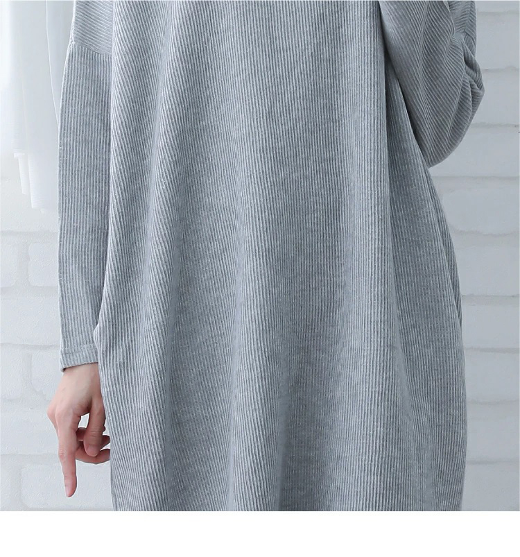 コットンリネンコクーンワンピース　リラックス感のあるシルエット