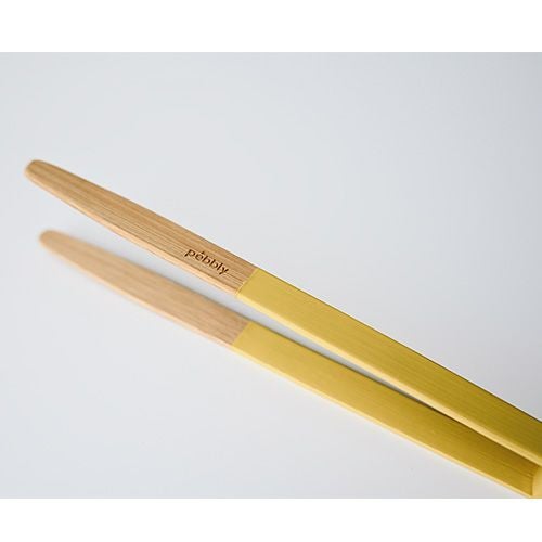 ライトイエロー